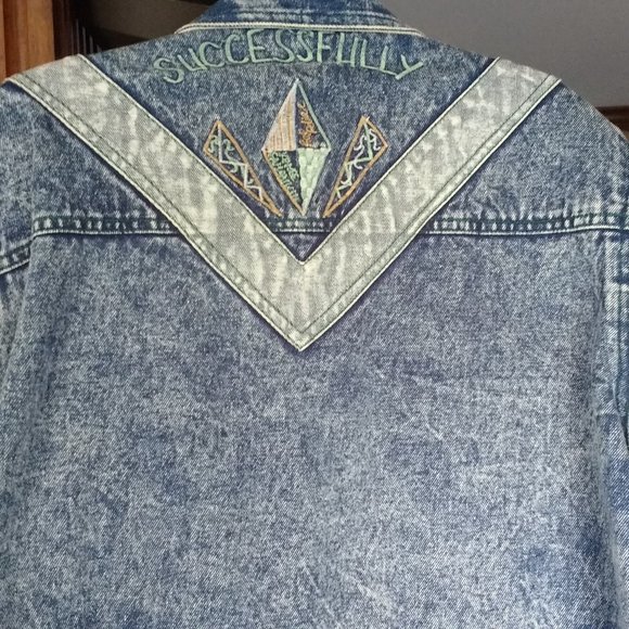 Blue Jean Jacket - Picture 5 of 7